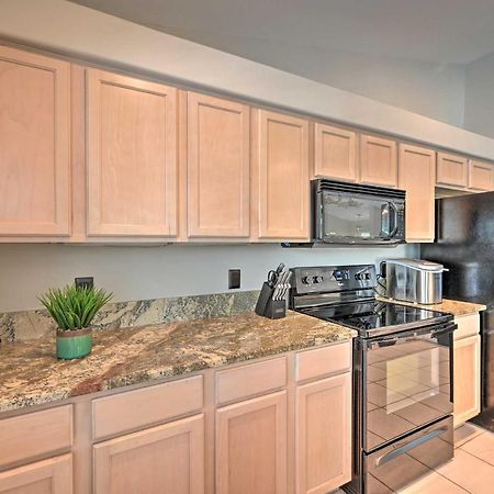 Pet-Friendly Escape With Dock And Kayaks In Cape Coral Villa ภายนอก รูปภาพ