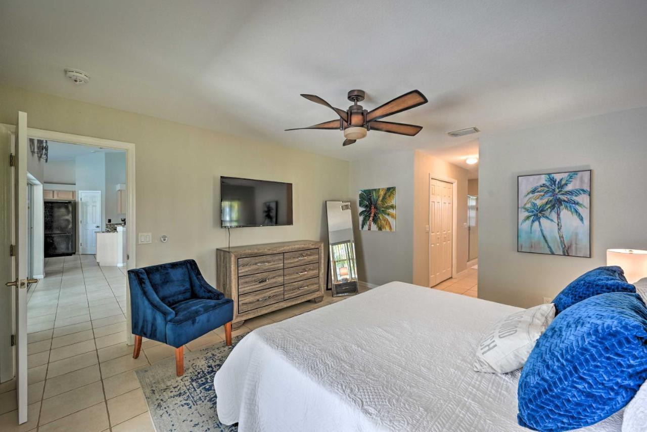 Pet-Friendly Escape With Dock And Kayaks In Cape Coral Villa ภายนอก รูปภาพ