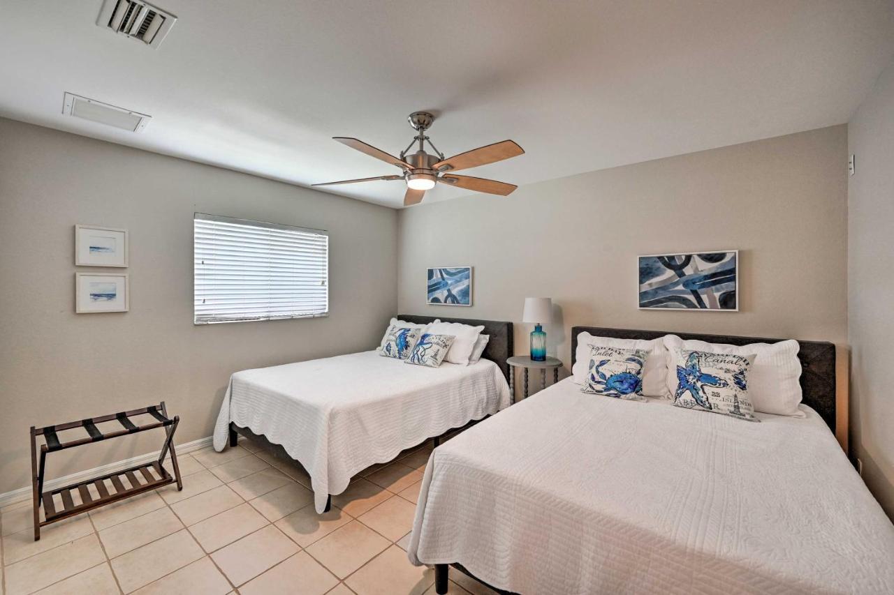 Pet-Friendly Escape With Dock And Kayaks In Cape Coral Villa ภายนอก รูปภาพ