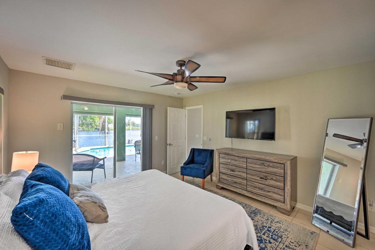 Pet-Friendly Escape With Dock And Kayaks In Cape Coral Villa ภายนอก รูปภาพ