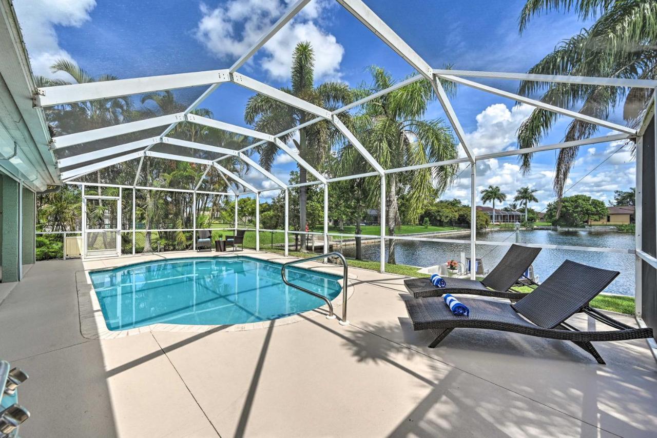 Pet-Friendly Escape With Dock And Kayaks In Cape Coral Villa ภายนอก รูปภาพ