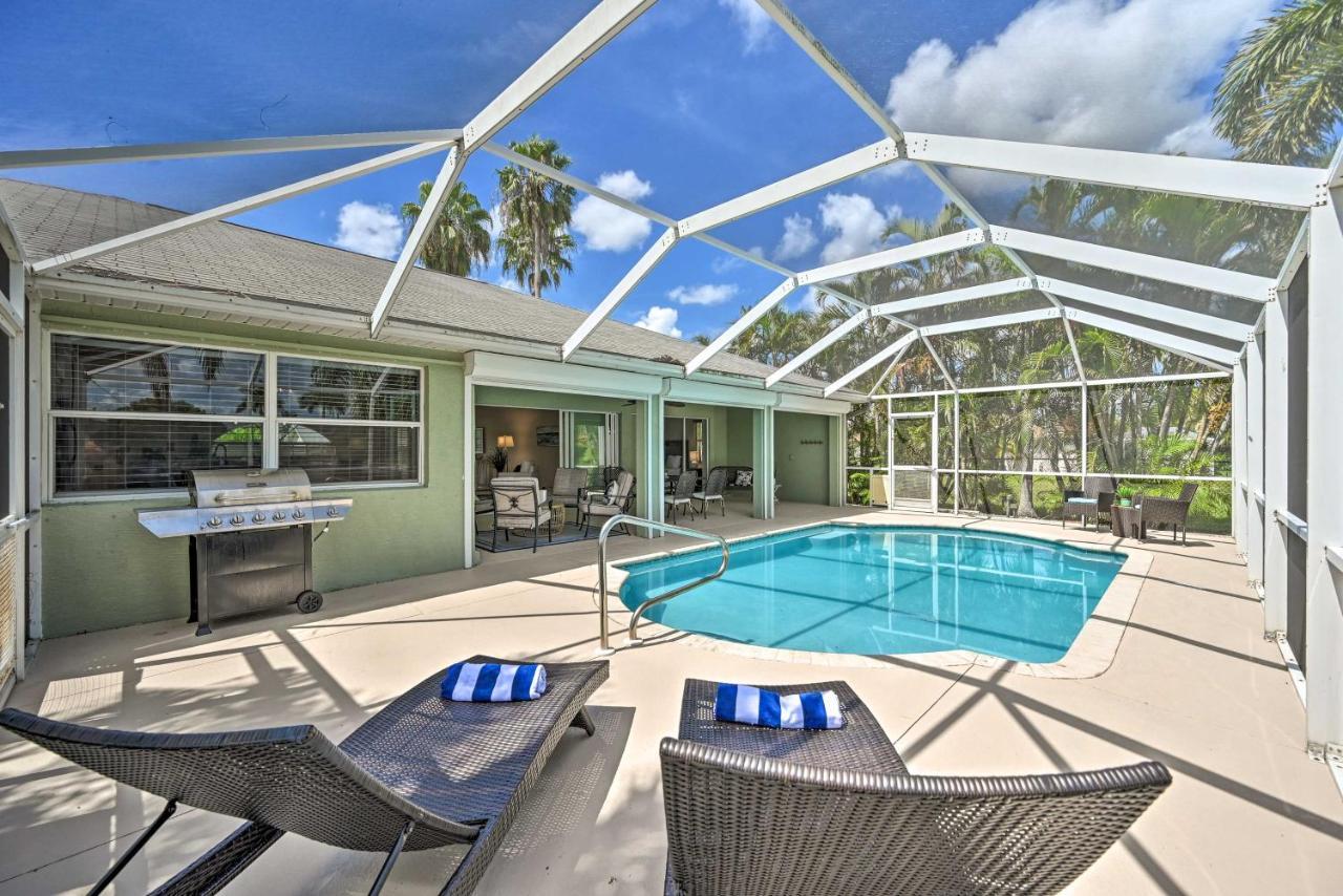 Pet-Friendly Escape With Dock And Kayaks In Cape Coral Villa ภายนอก รูปภาพ